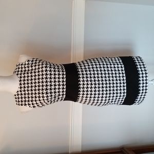 Michael Kors size 4 Houndstooth dress